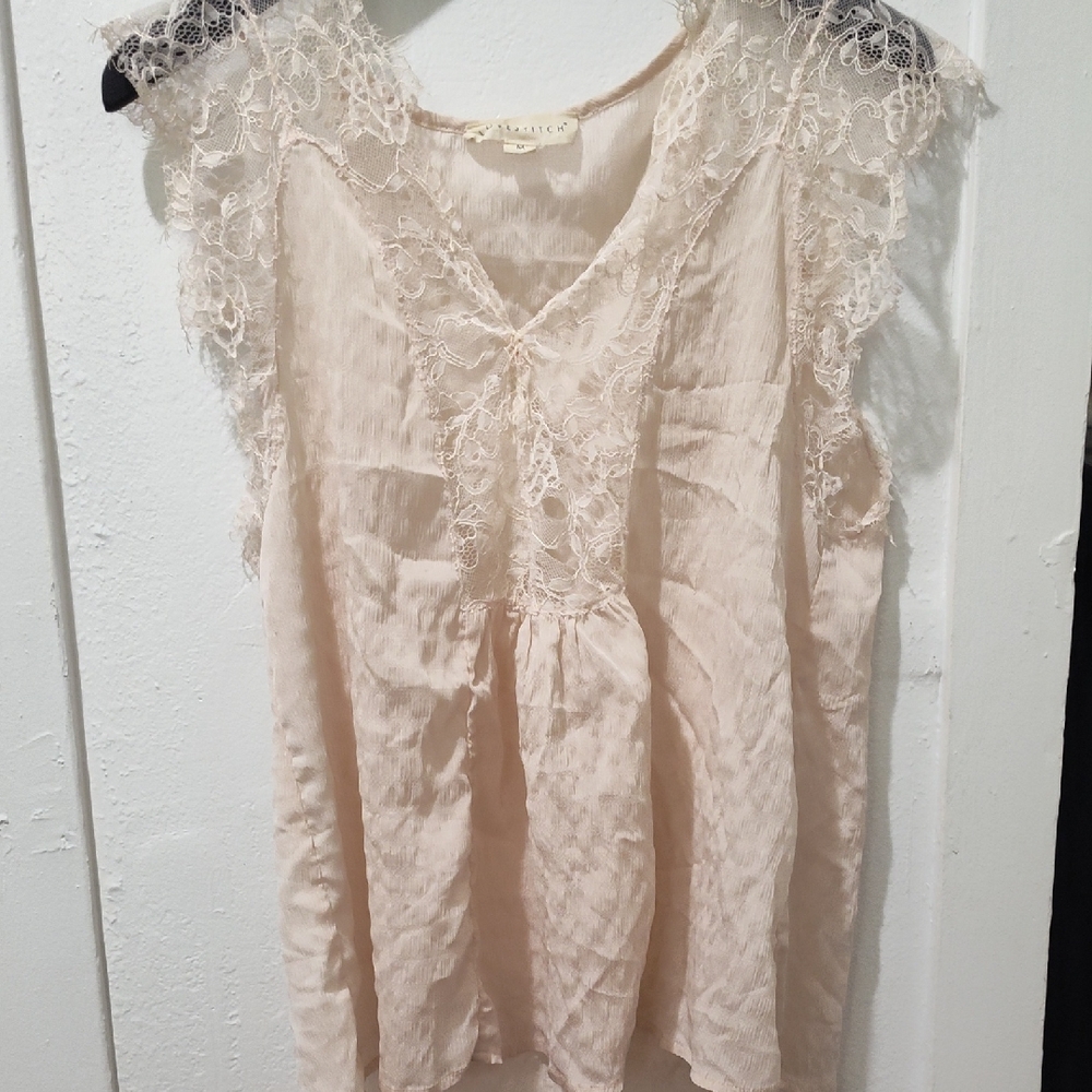 Lovestitch Blush Lace-Trimmed Tank Top